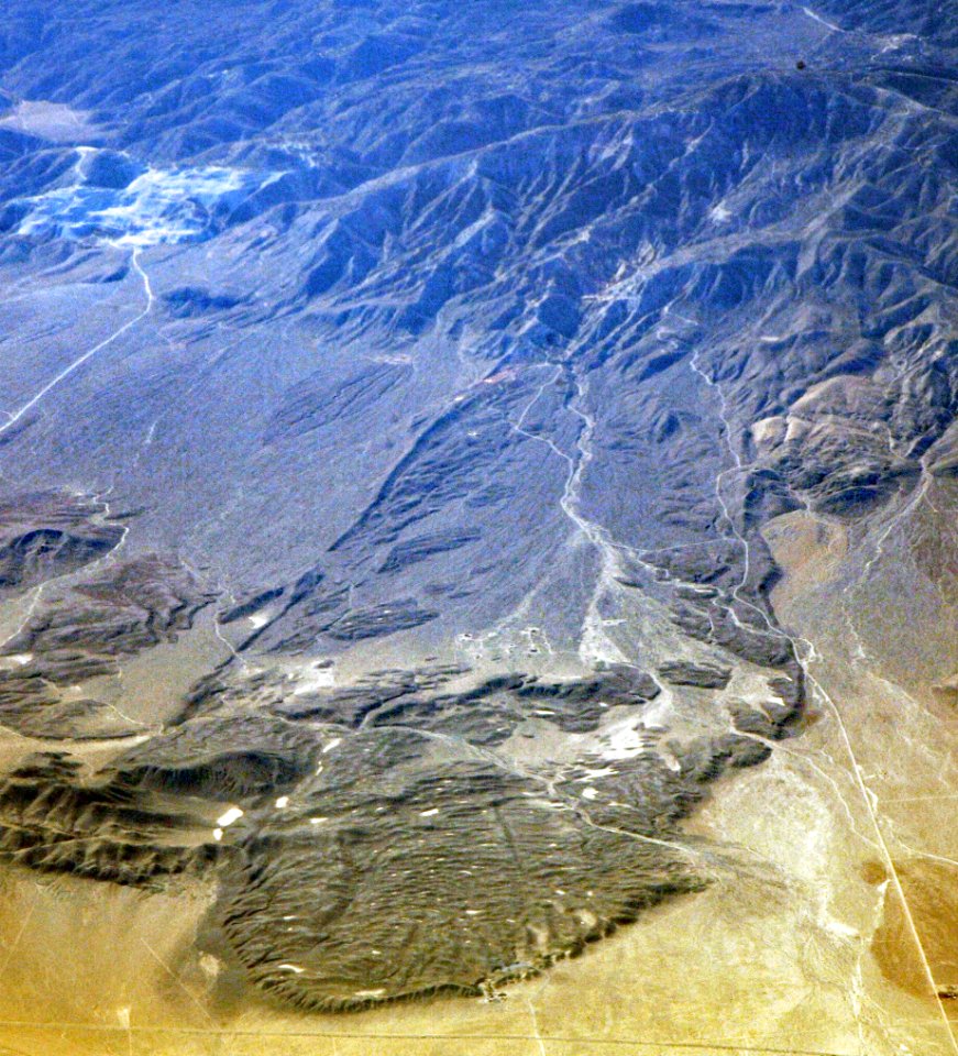 Blackhawk Landslide (Upper Pleistocene, ~17-18 ka; Mojave Block, California)