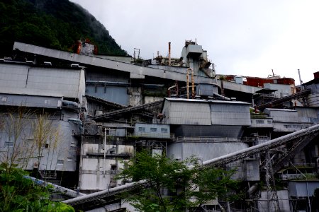奥多摩工業 氷川工場