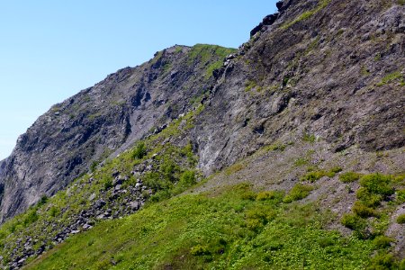 有珠山 / Mt. Usu
