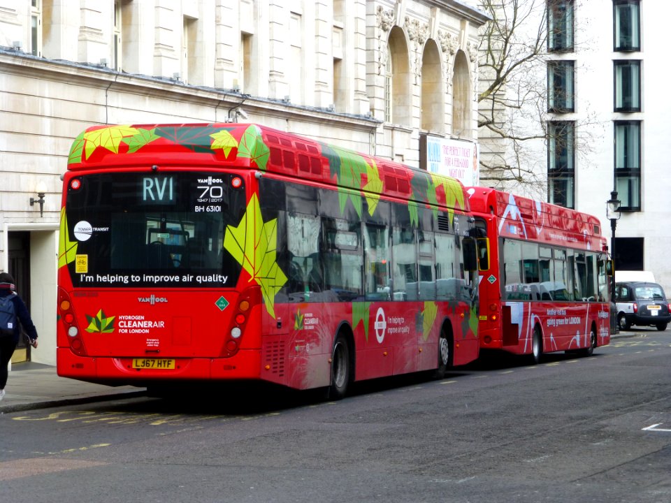 Wright-VanHool-HydrogenBus-London-P1440126
