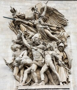Cosmopolitan city war champs elysées
