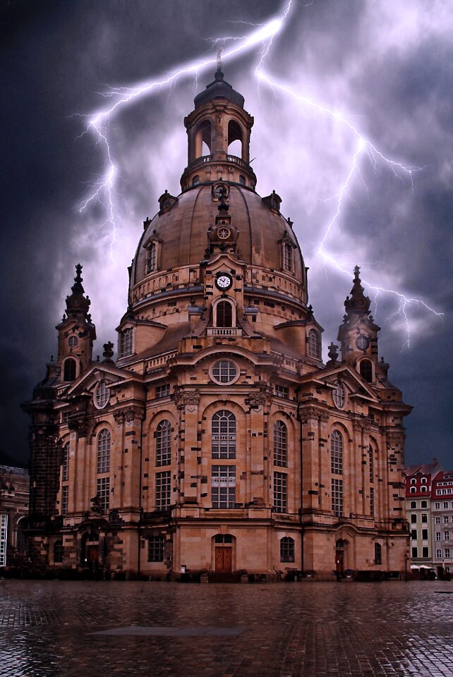 Frauenkirche flash thunder