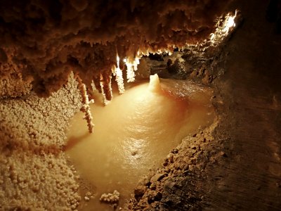 Travertine speleothem (Caverns of Sonora, Texas, USA) 2 photo