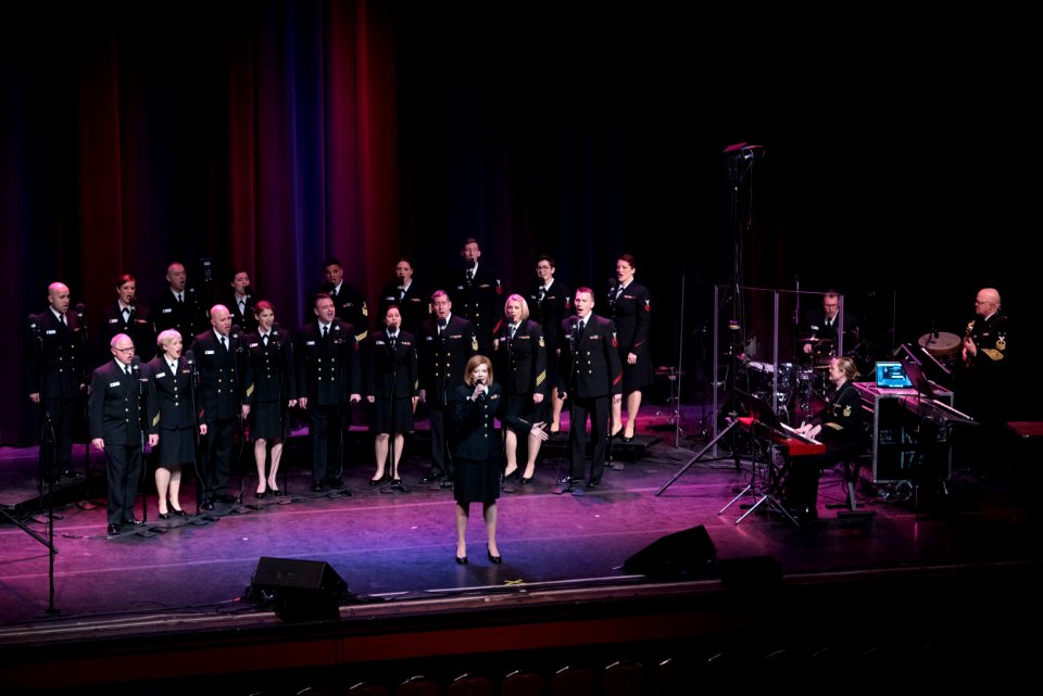 Sea Chanters visit Bakersfield