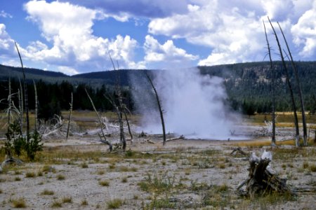 Seismic Geyser erupting (1967) 2