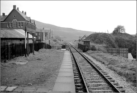 Caerau Station looking south