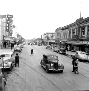 Sheridan, WY street scene in 1945 photo