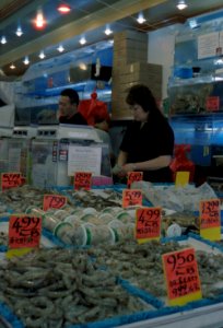 NYC Chinatown fish vendor photo