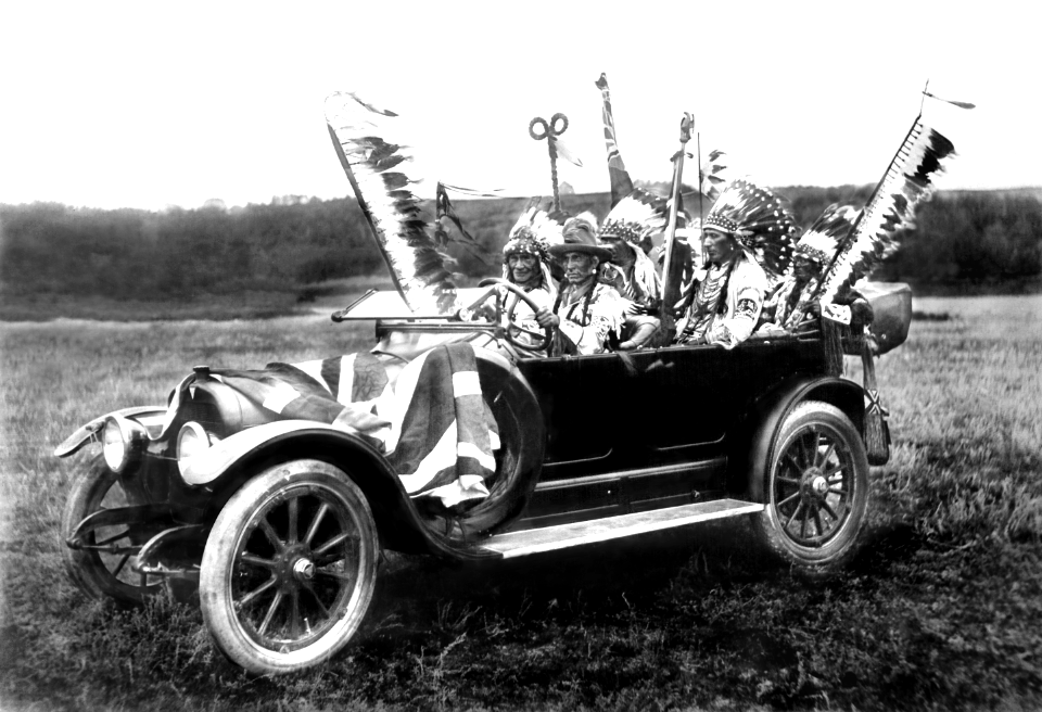 Canadian patriotic Indian Chiefs restored