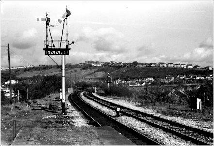 Ystrad Mynach (looking north) photo