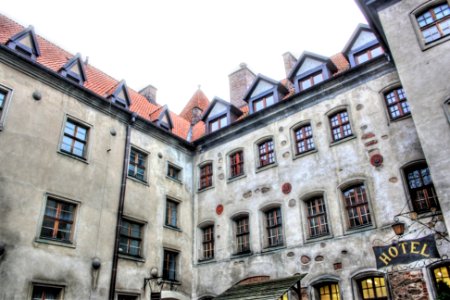 Zamek Courtyard photo