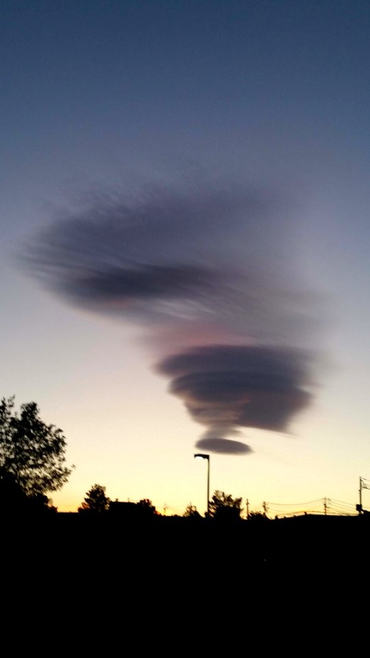 Lenticular Cloud over Las Vegas, NV 6-26-19 818pm