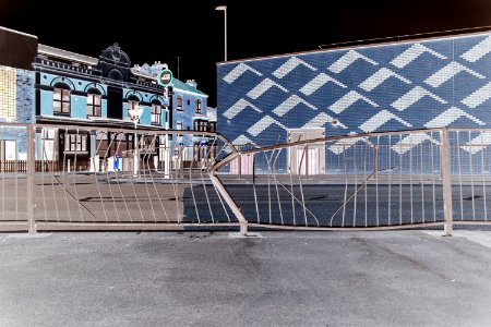 fence inverted 02