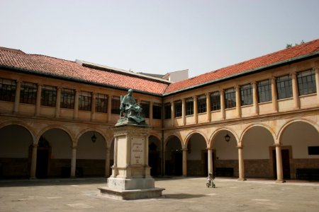 Universidad de Oviedo. Principado de Asturias photo