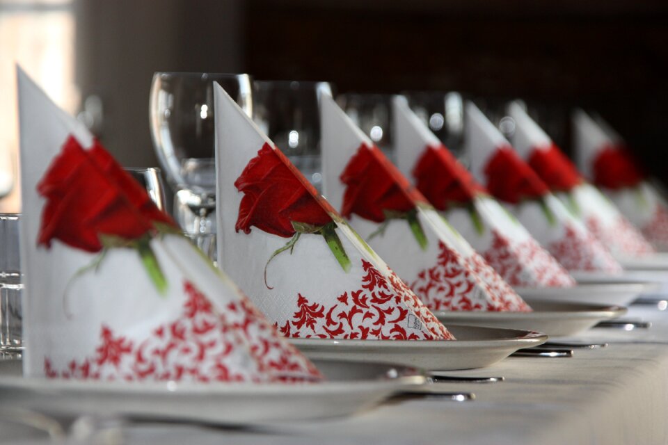 Table settings restaurant the festivities