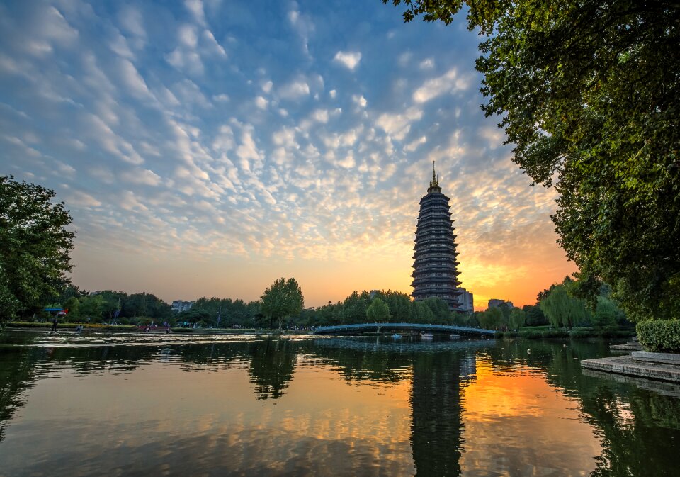 Tower tianning lake
