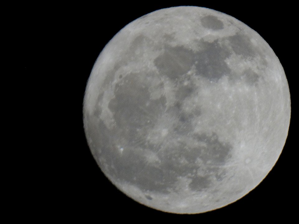 Full Moon @ 2600mm - Medelana - Monte San Pietro - Bologna - Italy