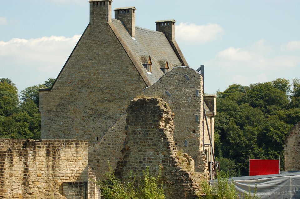 Ruin old buildings and structures luxembourg
