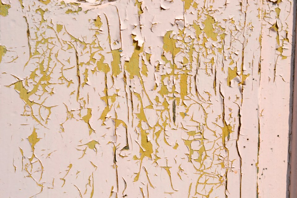 Cracked paint