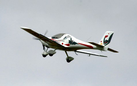 78YG F-JYUG Flying Machines FM.250 Vampire