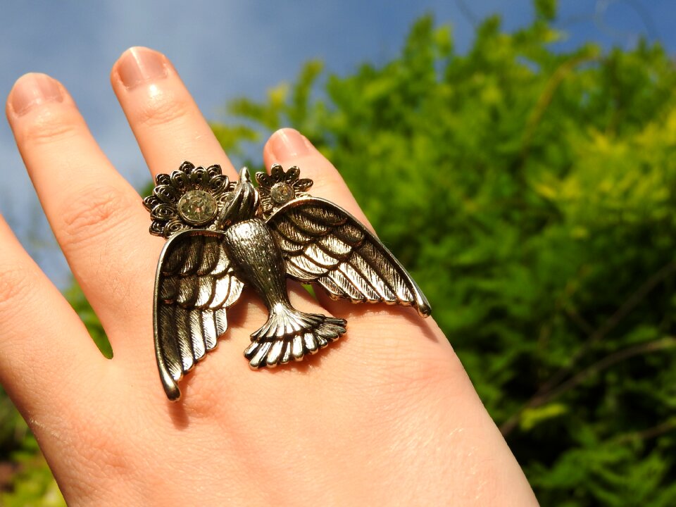 Golden jewel hand