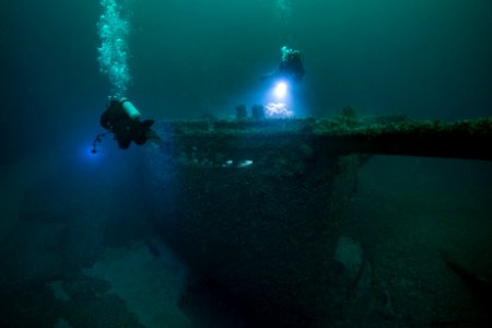 Lake Ontario shipwreck photo