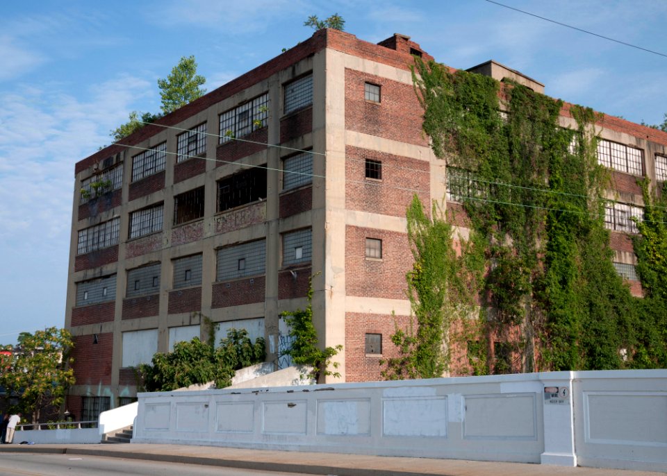 ACME Supermarkets industrial building, 2120 W. Lafayette Avenue, Baltimore, MD 21217