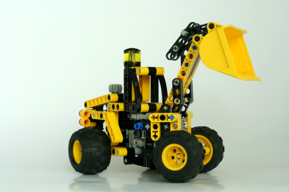 Construction plastic toy