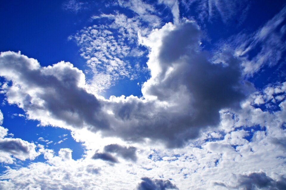 Blue white air