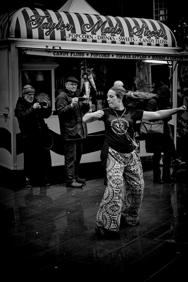 Batala Lancaster 3 of 5