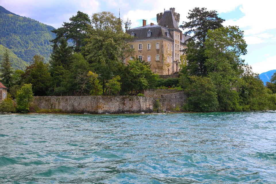House water's edge castle