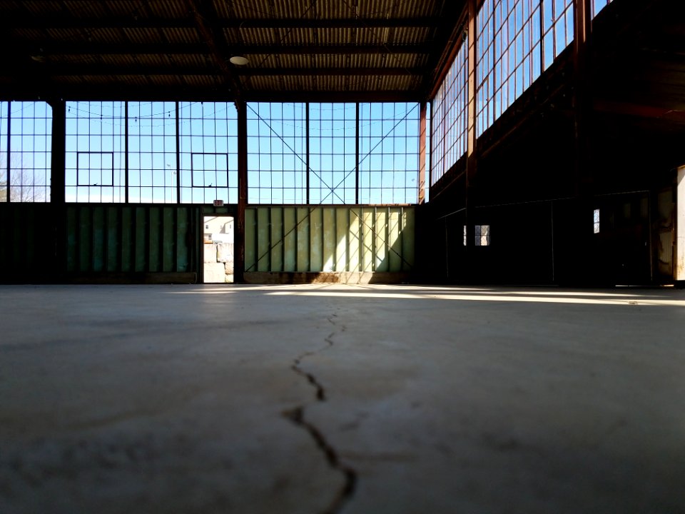 studio floor crack 1