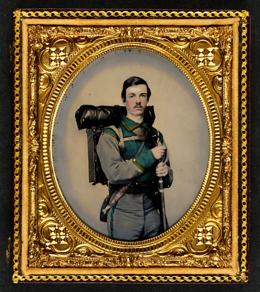 Unidentified soldier in Confederate uniform
