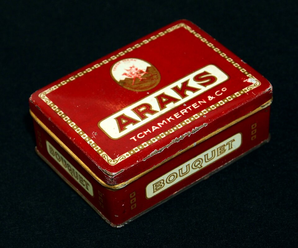 Old packaging dutch