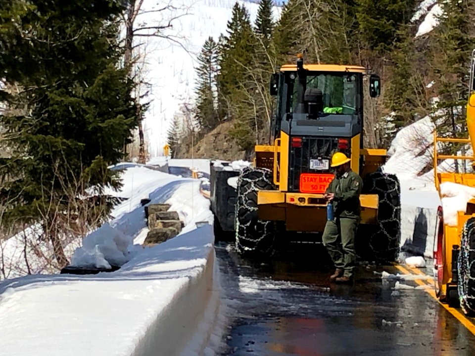 4-14-2020 - Plowing Going-to-the-Sun Road