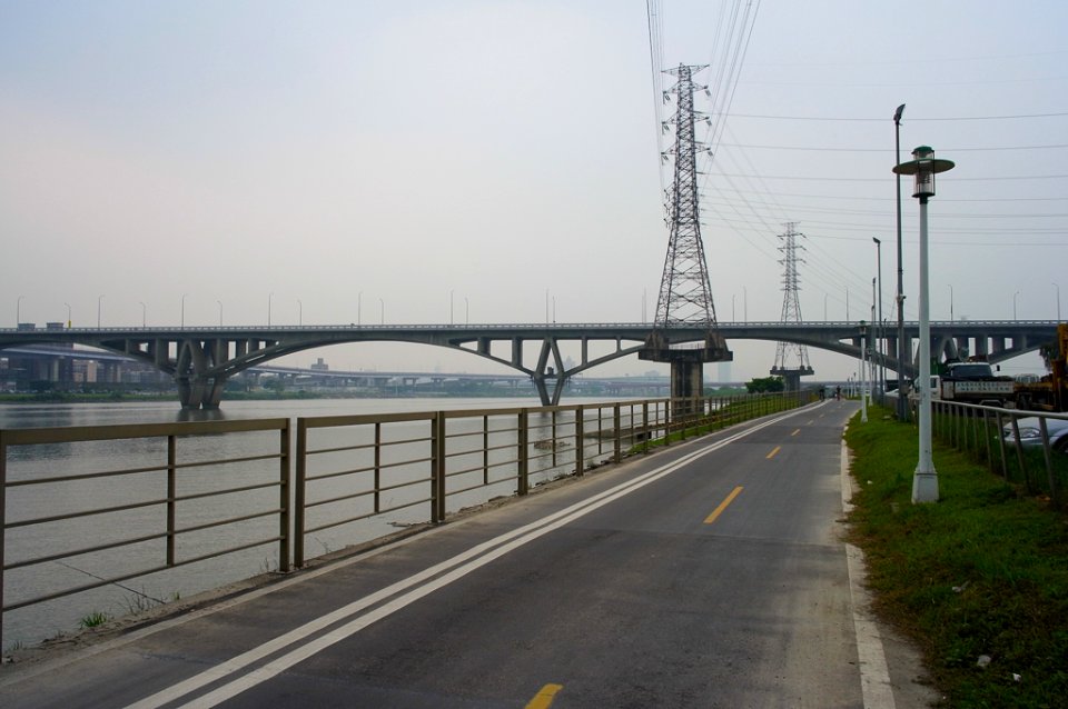 bike-road-4