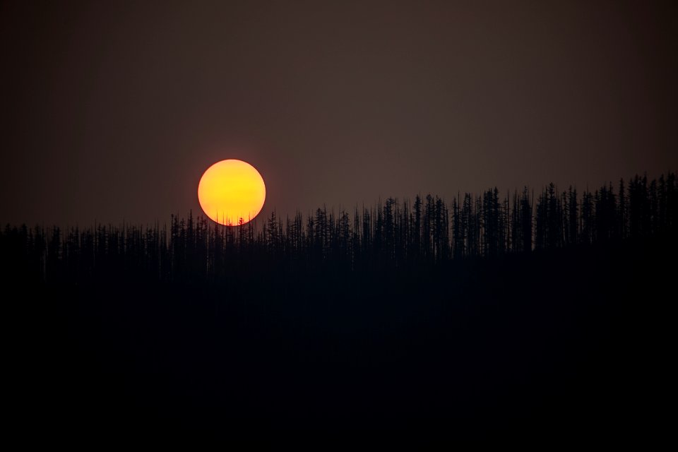 Howe Ridge Fire Sunset 2018