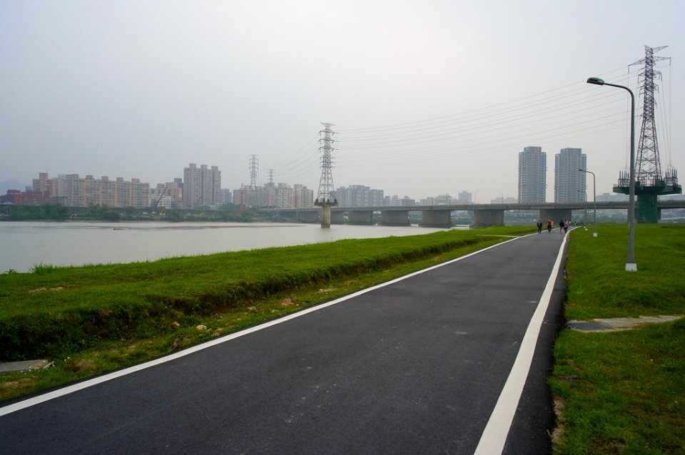 bike-road-3
