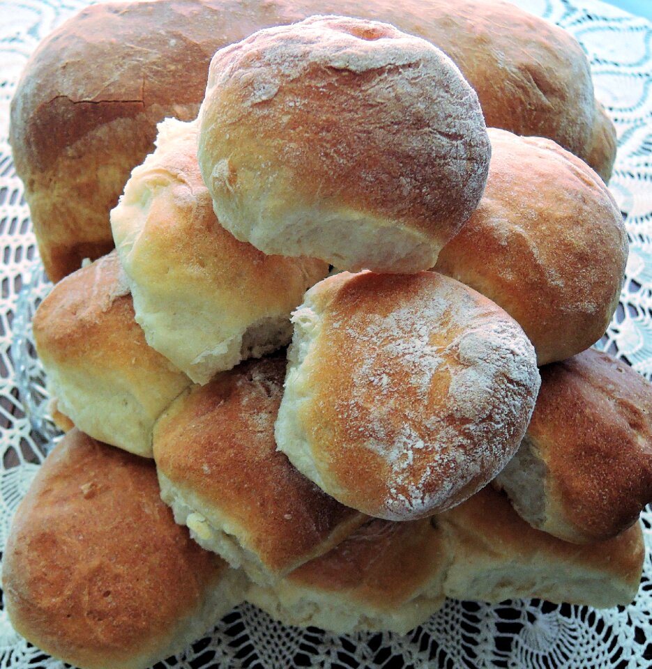 Kamut baked food brown bread