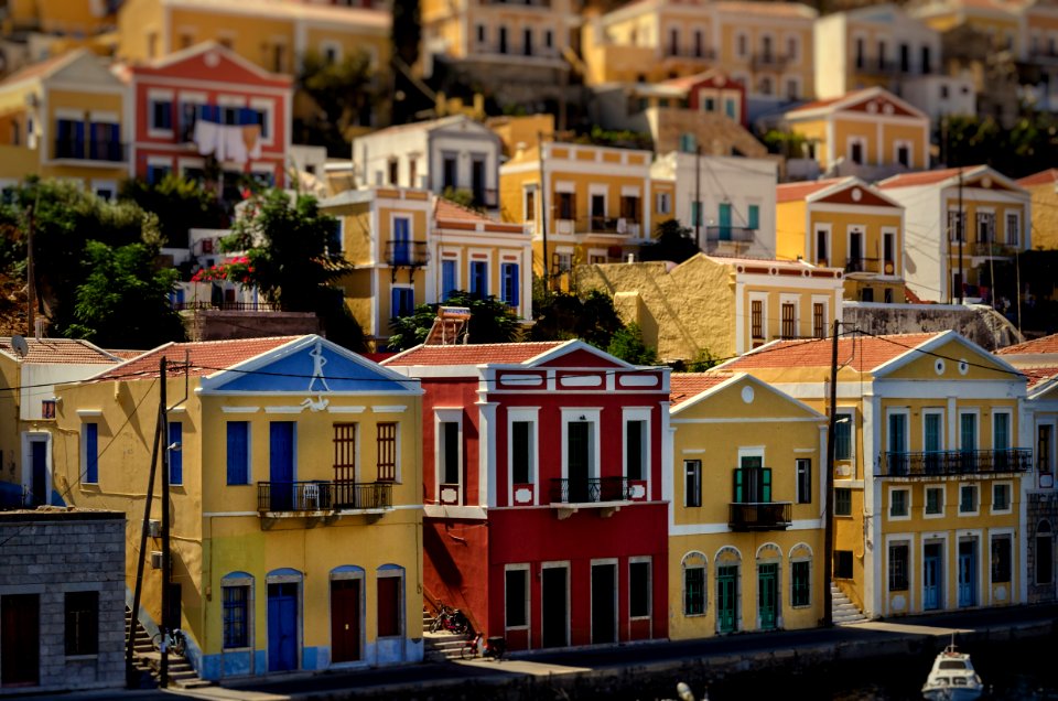 Miniature Neoclassical Symi