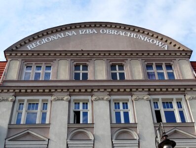Building facade architecture