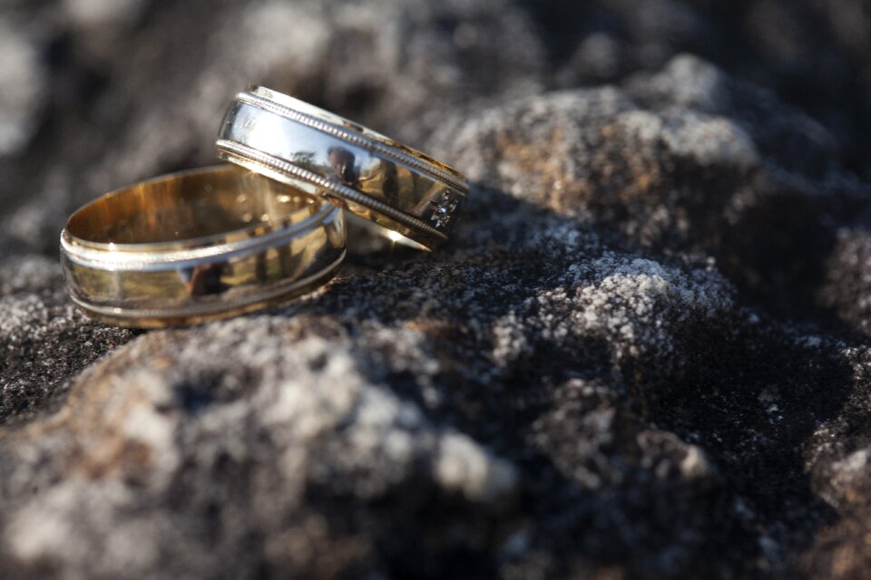 Wedding rocks love