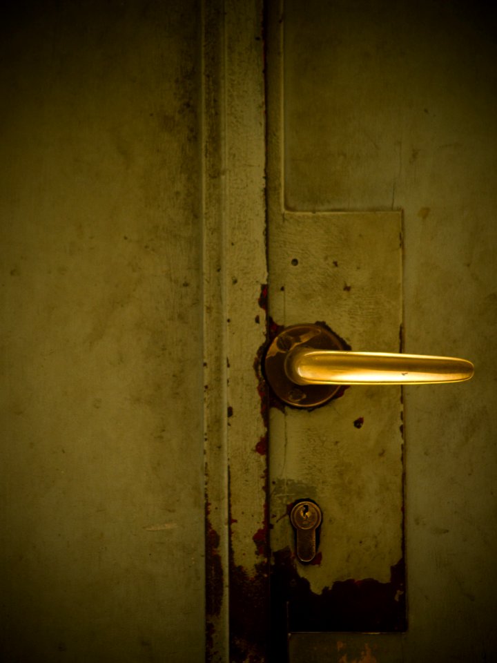 underlit