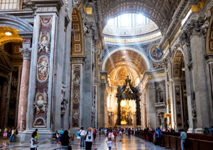 Interior de la Basílica de San Pedro, en el Vaticano