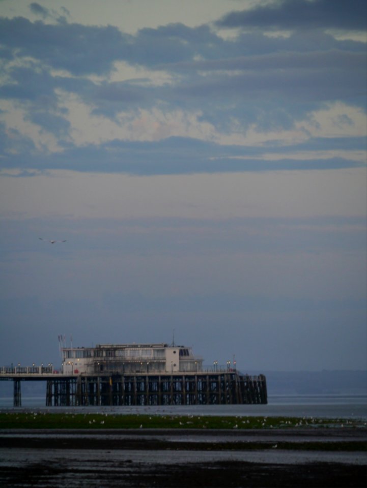 Worthing pier photo