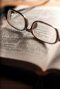 enoc-valenzuela-biblia2