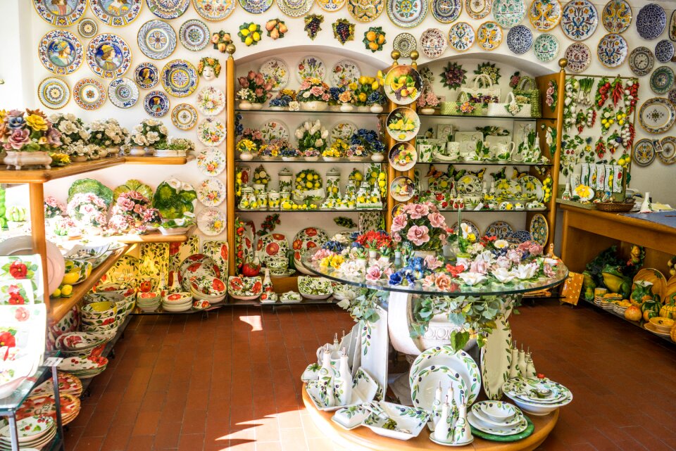 Glass shopping business