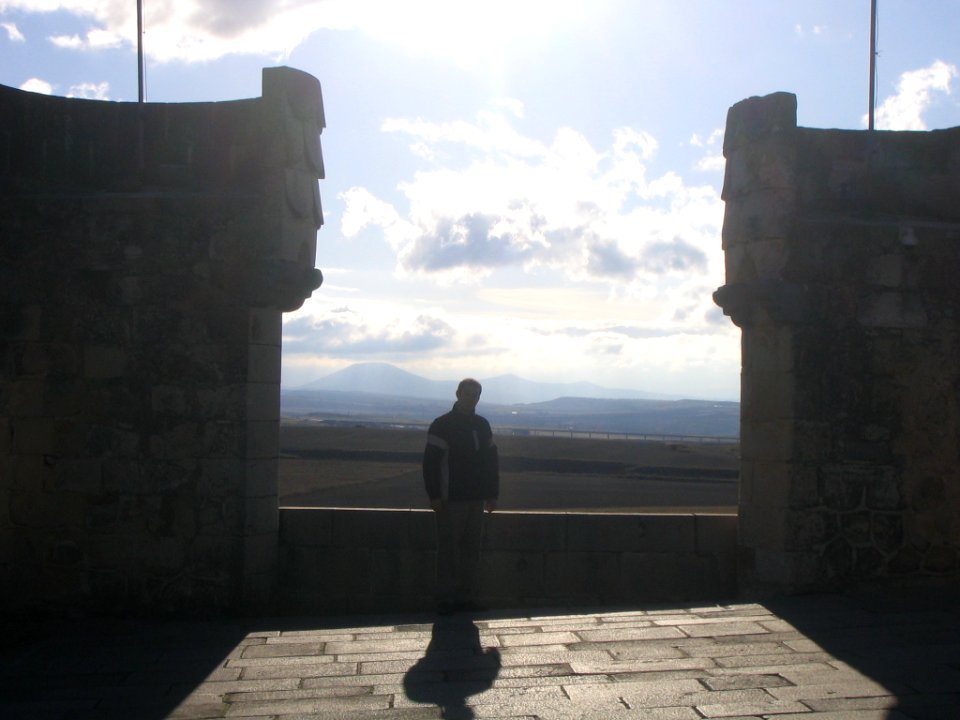 Sobre la Torre de Juan II del Alcázar de Segovia