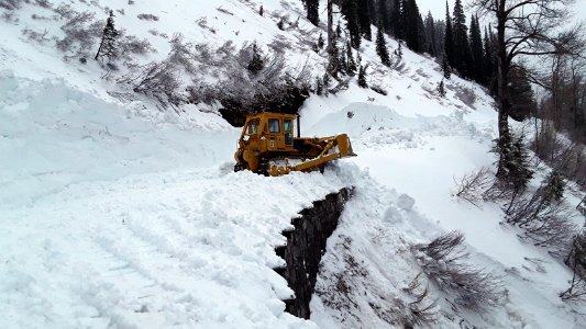 4-22-2021 Plowing the Going-to-the-Sun Road in the section called The Alps