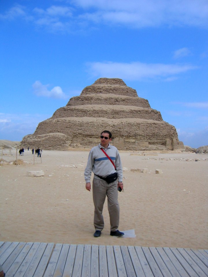 La pirámide escalonada tiene... ¡más de 4.650 años!